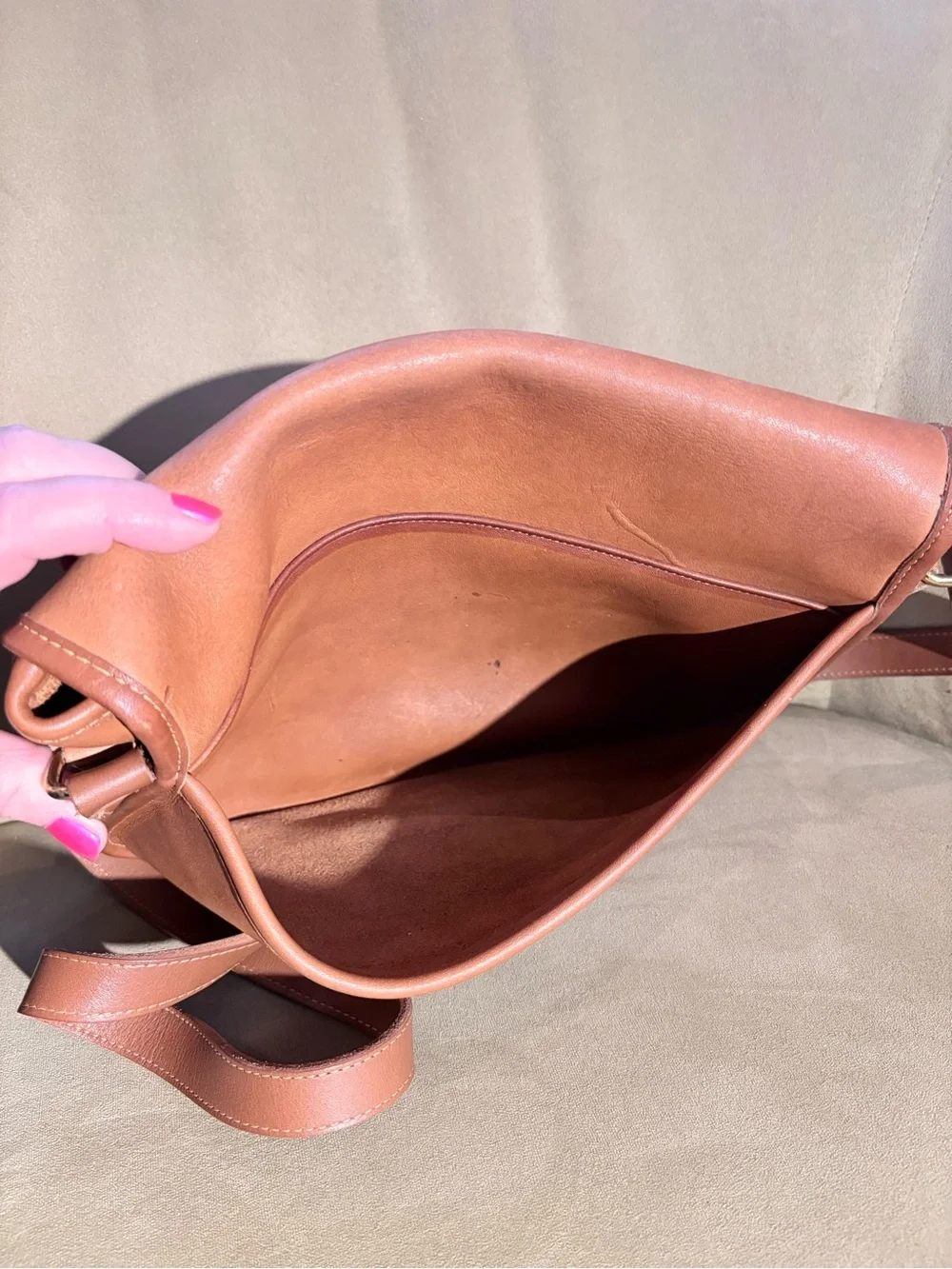 Vintage COACH Leather Saddle Crossbody in Natural Tan -NYC Original!